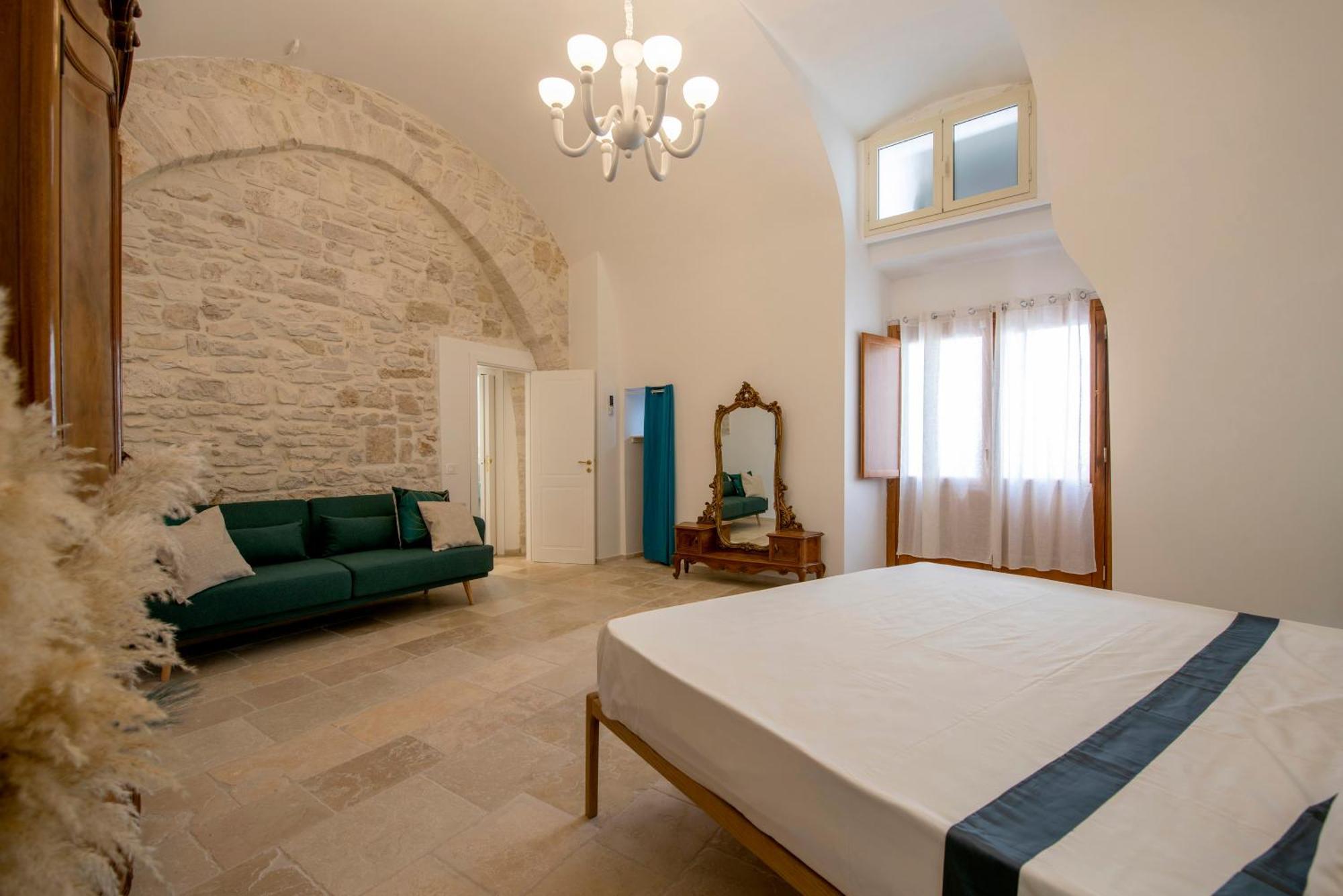 Holiday home Semper Invictus - Palazzo Framarino Dei Malatesta - Xiv Century